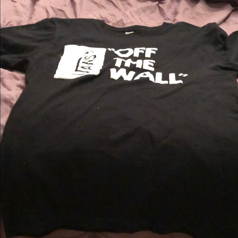 Black T-shirt